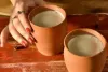 कुल्हड़ में चाय परोसने का रेलवे का फरमान वेंडरों की गलफांस बना