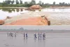 बारिश के चलते गहलोद रपटा, तीन जगहों से टूटा