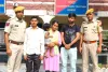 रेलवे पुलिस ने महिला को आत्महत्या करने से बचाया