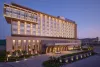 होटल ताज आमेर की बिल्डिंग पर चलेगा बुलडोजर