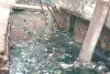 नाले कचरे से अटे पड़े, बस्तियों में पानी भरने का खतरा