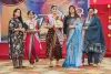 छात्राओं ने फैन्सी ड्रेसेज को किया शोकेज 