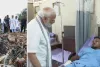 मोदी ने विमान दुर्घटनास्थल का लिया जायजा : अस्पताल में घायलों का जाना हाल, एकमात्र जीवित बचे व्यक्ति रमेश विश्वास से भी की मुलाकात 