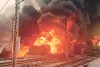चेन्नई के पास कच्चे तेल से भरी मालगाड़ी में लगी भीषण आग, रेल सेवाएं बाधित