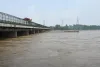 यमुना का जलस्तर खतरे के निशान से 1.5 मीटर ऊपर : निचले इलाके के घरों में घुसा पानी, दिल्ली में बने बाढ़ के हालात 