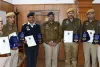 6 पुलिसकर्मी कांस्टेबल ऑफ दी मंथ के अवार्ड से सम्मानित, मुल्जिम से 38 किलों चांदी बरामद करवाने में महत्वपूर्ण निभाई भूमिका 
