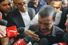 बरी होते ही भावुक हुए केजरीवाल : मीडिया के सामने फफक कर रो पड़े, बोले- जीत अंतत: सच की होती है