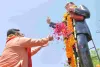 मुख्यमंत्री ने संविधान निर्माता डॉ. भीमराव अंबेडकर की प्रतिमा पर अर्पित की पुष्पांजलि, सामाजिक न्याय के अग्रदूत बाबा साहेब को किया नमन