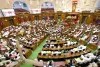 महिला आरक्षण पर यूपी विधानसभा में हंगामा : सत्ता पक्ष-विपक्ष आमने-सामने, जानबूझकर जनता को गुमराह करने लगाया आरोप