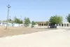 स्कूल परिसर में वर्षों से नहीं हट रहा अतिक्रमण, जानें पूरा मामला 