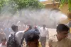 गर्मी में पर्यटकों को राहत: हवामहल में पानी की फुहारों से मिली ठंडक, पर्यटकों ने सराहा इंतजाम
