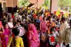 निर्धन अनाथ बच्चों को वितरण की गई शिक्षण सामग्री 