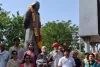 42 वर्षों से संस्कृति की पहचान बनी गुरुदेव की प्रतिमा, स्थापना दिवस पर मूर्तिकार डॉ. सुमहेन्द्र को भावभीनी श्रद्धांजलि