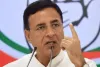 सुरजेवाला का केंद्र पर निशाना: भाजपा ने राज्यसभा सीट न देकर किया देवेगौड़ा का अपमान, बोले- कुमारस्वामी द्वारा इस व्यवहार को स्वीकार करना आश्चर्यजनक