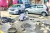 असर खबर का : टूटी नालियों व खुले चैंबरों की मरम्मत का काम शुरू