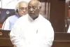 राज्यसभा में खड़गे ने उठाया नीट पेपर लीक मामला : जंतर-मंतर पर छात्रों पर किया लाठीचार्ज, सरकार कर रही मारने की कोशिश
