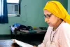 सुशीला देवी ने 58 साल बाद उठाई दोबारा किताबें, 10वीं में हासिल किए 79.6% अंक
