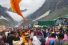 जम्मू कश्मीर : कड़ी सुरक्षा और धार्मिक उत्साह के बीच अमरनाथ यात्रा शुरू, 'बम-बम भोले' के जयकारों संग रवाना हुआ पहला जत्था