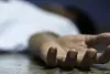 सागर में रिश्तों का खून! पैसों के विवाद में बेटे ने की पिता की हत्या, घास के नीचे छिपाया शव