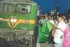 जयपुर से राजस्थान वाहिनी भारत गौरव ट्रेन रवाना, उपमुख्यमंत्री दिया कुमारी ने वरिष्ठ नागरिकों की नि:शुल्क रामेश्वरम तीर्थयात्रा को दिखाई हरी झंडी