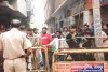 परकोटा क्षेत्र में एक और इमारत झुकी, दहशत में लोग