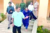 जिला निर्वाचन अधिकारी ने किया मतदान क्षेत्रों का दौरा, अधिकारियों को दिए निर्देश