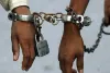 ग्रेटर नोएडा में पुलिस और बदमाशों के बीच मुठभेड़: पैर में गोली लगने से एक बदमाश घायल, दूसरे को घेराबंदी कर दबोचा