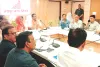 आमजन की शिकायतों के समयबद्ध निस्तारण, जनहित के कार्यों को प्राथमिकता दें : महापौर