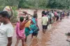 बस्तर में बाढ़ का कहर जारी! सेना के हेलीकॉप्टर से रेस्क्यू ऑपरेशन, 805 लोगों को सुरक्षित निकाला, 4,798 राहत शिविरों में