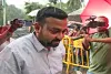 जमीन मामला: अभिषेक बनर्जी के निजी सचिव सुमित रॉय गिरफ्तार, सुप्रीम कोर्ट से राहत खत्म होते ही CID ने लिया एक्शन