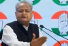 पूर्व सीएम अशोक गहलोत ने केंद्र सरकार पर बोला हमला, 3000 रुपये मासिक सामाजिक सुरक्षा पेंशन की उठाई मांग