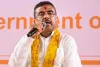 पश्चिम बंगाल में एसआईआर पर घमासान, शुभेंदु अधिकारी ने टीएमसी-वाम मोर्चे पर लगाया झूठा प्रचार करने का आरोप