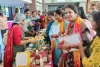 दशहरा मेले की व्यंजन प्रतियोगिता में बिखरा स्वाद का जादू, खुशबू जैन ने मारी बाजी