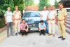 100 करोड़ की ठगी : 2 आरोपी गिरफ्तार, ठगी की रकम से खरीदी मर्सिडीज और ट्राइंफ बाइक बरामद