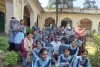 राजकीय सेठ आनन्दीलाल पोद्दार बधिर उच्च माध्यमिक विद्यालय जयपुर में विद्यार्थियों को निशुल्क बैग वितरण, विद्यार्थियों में दिखा उत्साह
