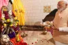 नवरात्रि के शुभारंभ पर पीएम मोदी ने की मां शैलपुत्री की आराधना, देशवासियों के लिए शांति की कामना की