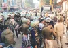 मस्जिद के बाहर से अतिक्रमण हटाने को लेकर सुबह 3 बजे बवाल : उपद्रवियों के हमले से आधा दर्जन पुलिसकर्मी घायल, इंटरनेट सेवाएं बंद