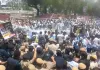 नीट पेपर लीक के विरोध में कांग्रेस का प्रदर्शन : बैरिकेड्स पर चढ़े कार्यकर्ताओं पर पुलिस ने किया वाटर कैनन का इस्तेमाल, धरने पर बैठे खाचरियावास