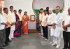 श्रद्धांजलि सभा: पीसीसी मुख्यालय में पूर्व प्रधानमंत्री पीवी नरसिम्हा राव की जयंती पर पुष्प अर्पित