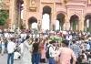 जयपुर में कॉकरोच जनता पार्टी का जोरदार प्रदर्शन, सीजेपी बैनर और पोस्टर्स लेकर जमकर नारेबाजी