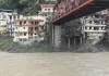 उत्तराखंड में आफत की बारिश! भारी जल प्रपात से नदियां खतरे के निशान पर, प्रशासन अलर्ट मोड़ पर