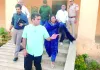 जिला निर्वाचन अधिकारी ने किया मतदान क्षेत्रों का दौरा, अधिकारियों को दिए निर्देश