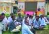 उपेन यादव के खिलाफ भाजपाई लामबंद, बीजेपी कार्यालय में धरने पर बैठे कार्यकर्ता