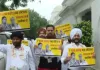 आप विधायकों ने विधानसभा में दवा घोटाले को लेकर किया प्रदर्शन : भाजपा के खिलाफ नोरबाजी, स्वास्थ्य मंत्री के इस्तीफे की मांग