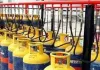 LPG उपभोक्ताओं के लिए बड़ी खबर! कमर्शियल सिलेंडर हुआ सस्ता, उज्ज्वला के कई लाभार्थियों को लगेगा 300 रुपये का झटका