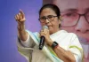 तृणमूल कांग्रेस के दोनों धड़ों को अंतरिम नए नाम और निशान आवंटित : ममता बनर्जी को मिला फुटबॉल खिलाड़ी चुनाव चिह्न, रॉय धड़े को मिला लिफाफा