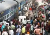 त्योहारों पर चरमराती परिवहन व्यवस्था, सुरक्षित सफर का इंतजार