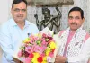 मुख्यमंत्री निवास पर केन्द्रीय मंत्री प्रल्हाद जोशी का स्वागत, डबल इंजन सरकार की योजनाओं पर हुई चर्चा 