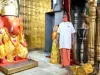 मुनेश गुर्जर ने गणेश मंदिर में की पूजा