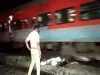 आंध्र प्रदेश में ट्रेन की चपेट में आने से 5 यात्रियों की मौत